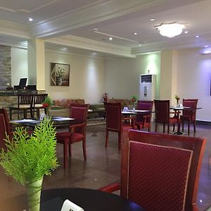 Stonehedge Hotel